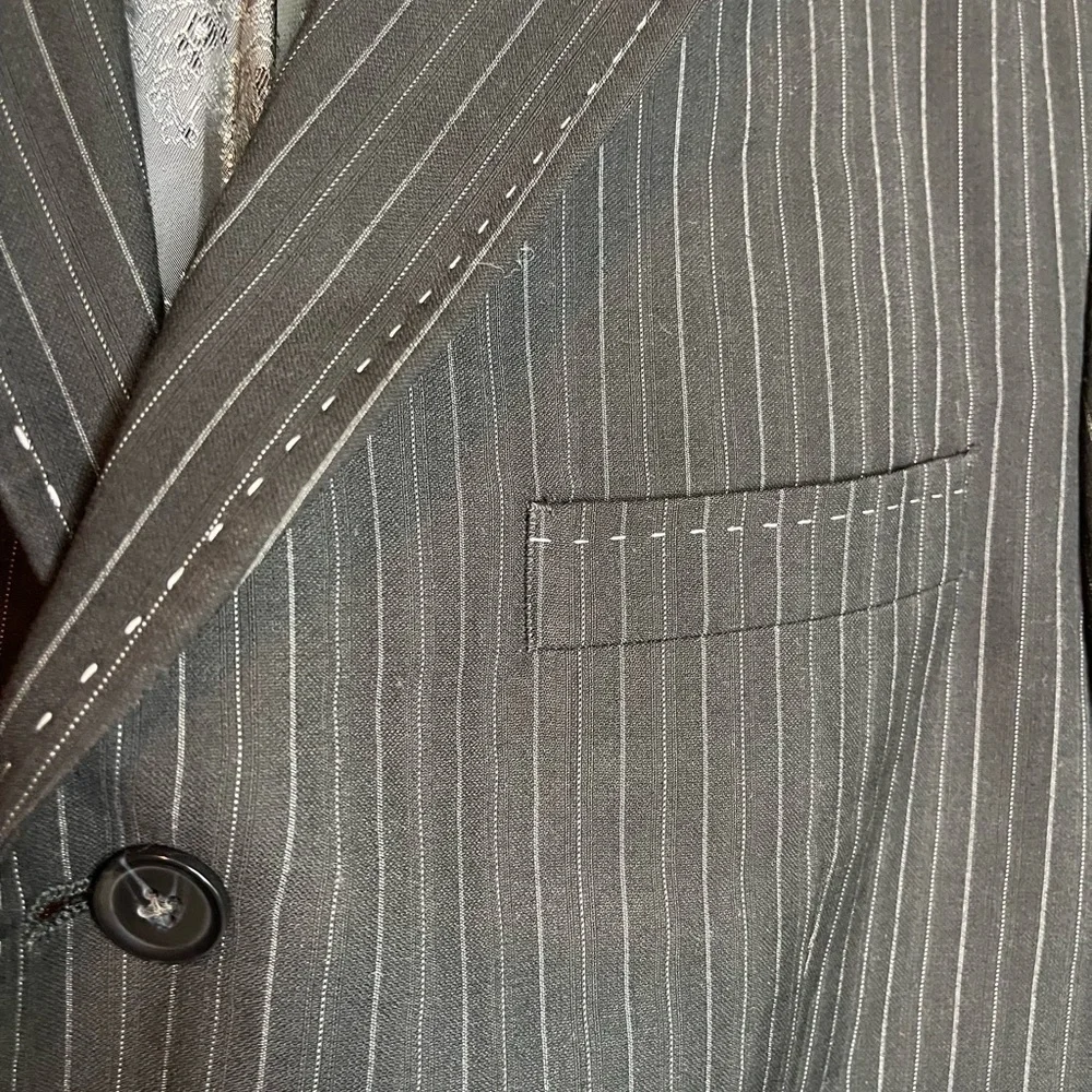 Steve Harvey Collection Men’s Pinstripe Blazer 46R/40R, Black, Classic Fit
